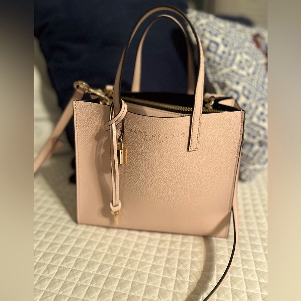 MARC JACOBS MINI GRIND TOTE with Gold Hardware. Great Gift!